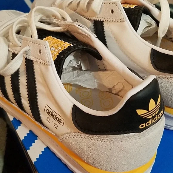 Adidas White and Black Sneakers with Yellow Accent - Picture 3 of 8